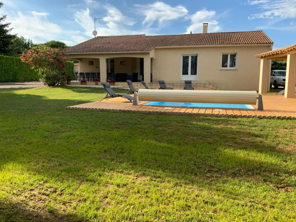 Gite Les Oliviers 10 Pers Piscine Au Calme 4 Etoiles Saint-Laurent-la-Vernède المظهر الخارجي الصورة